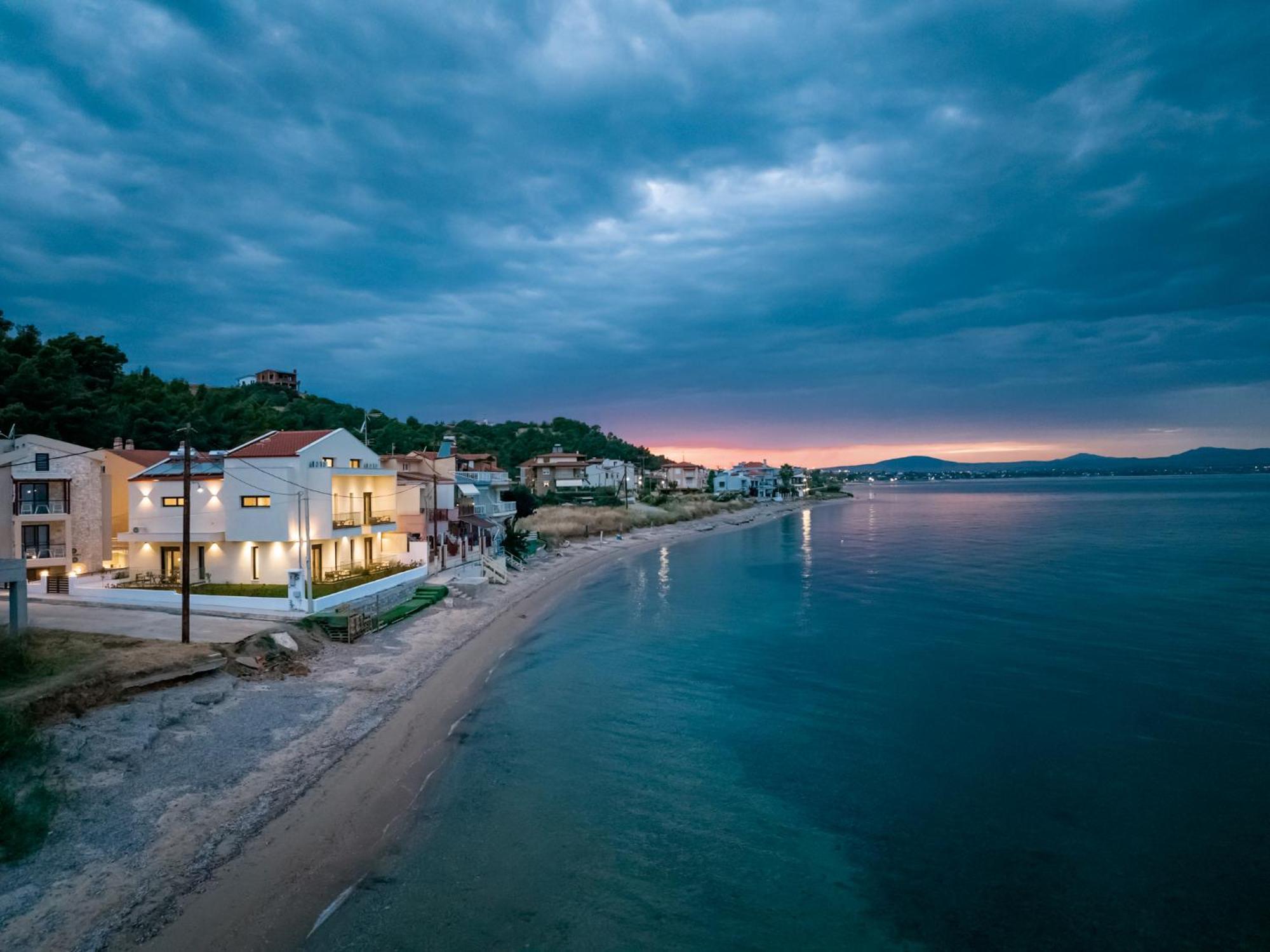 Azzurro E Verde By Rentalspro - Nea Potidaia Halkidiki Nea Poteidaia Exterior foto