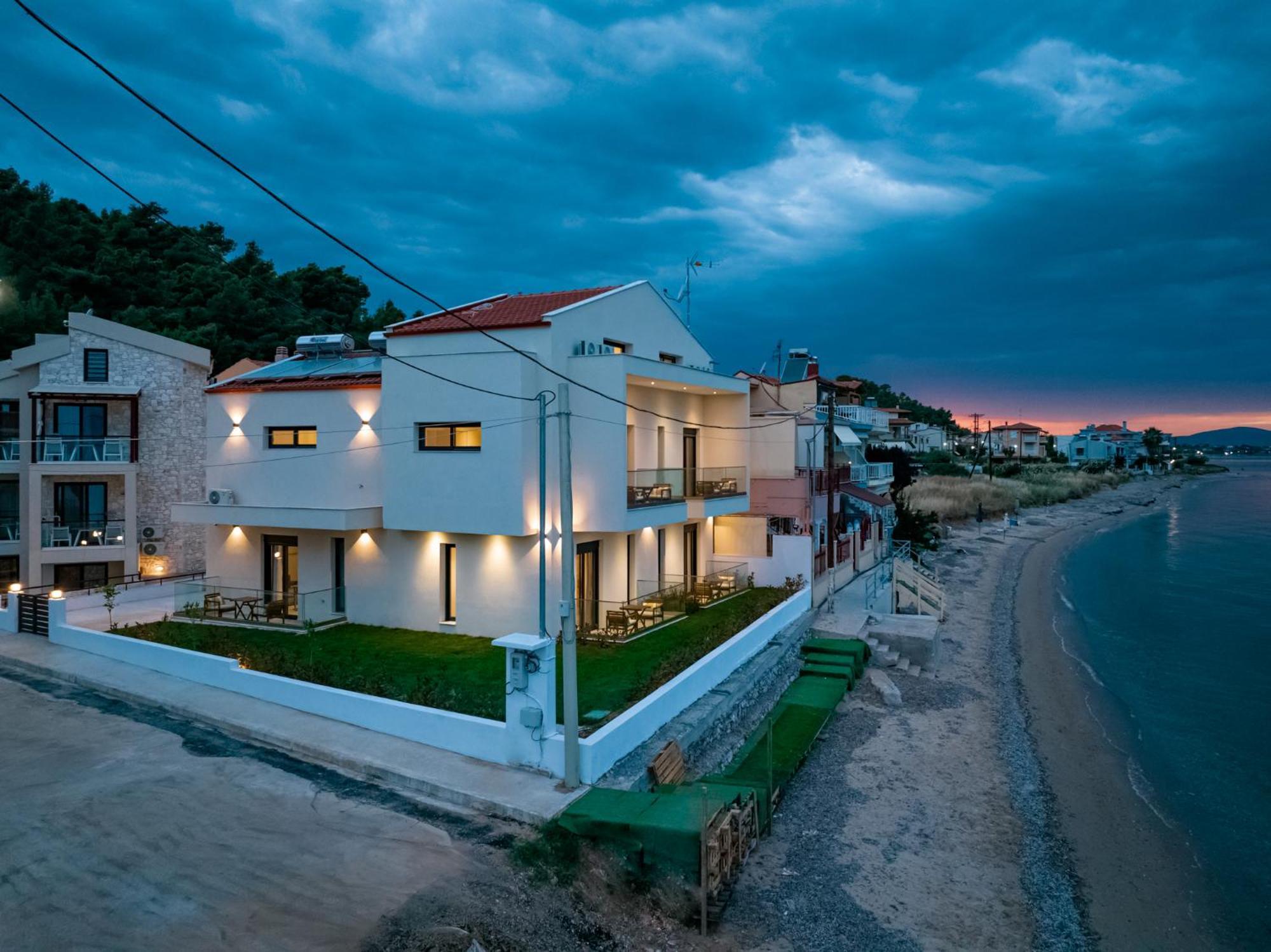Azzurro E Verde By Rentalspro - Nea Potidaia Halkidiki Nea Poteidaia Exterior foto